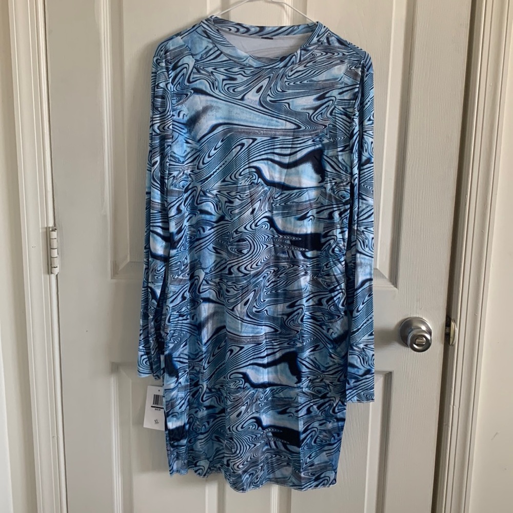Long sleeve Marble Blue mini dress 🥶